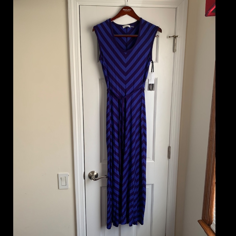 NWT 🏷 Calvin Klein Maxi Dress